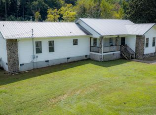 114 Fletcher Hooper Rd, Robbinsville, NC 28771