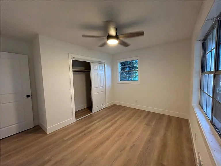 1270 Morrow Rd — Photo 10