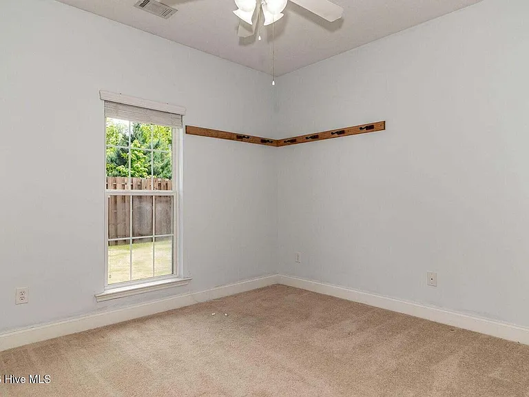 4458 Galway Dr — Photo 54