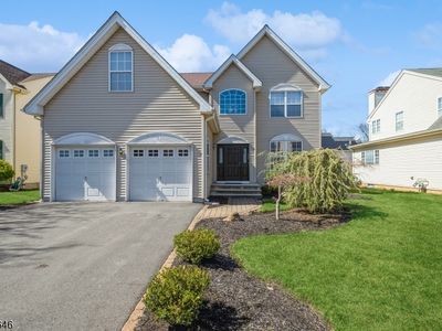 11 Schaal St, Bridgewater, NJ, 08807