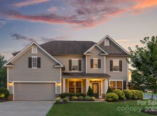 832 Oak Manor Dr SE, Concord, NC 28025