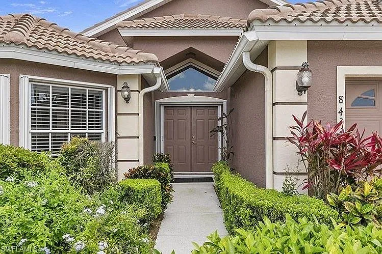 3 bed, 2.0 bath, 1746 sqft, $10,000 — Photo 4
