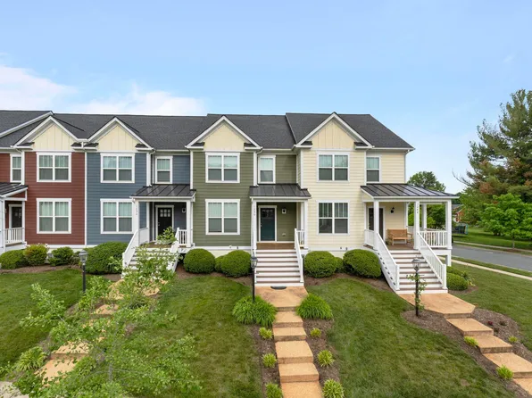 1250 Haden Pl, Crozet, VA 22932