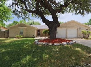 15618 Creekside Dr, San Antonio, TX 78232