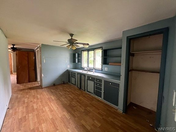 5th image of 11795 Main St