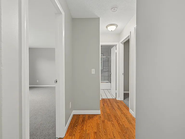 6 Irving Pl #3C — Photo 13
