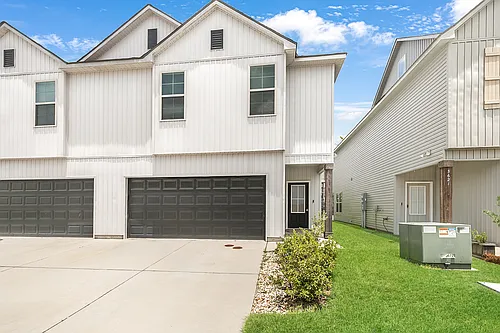 5615 Stuga Dr Photo 1