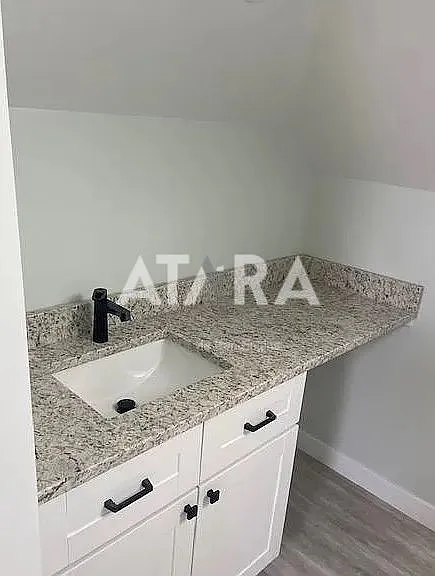2274 S 800 E #B — Photo 11