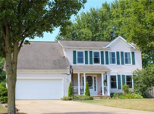 32852 Kimberly Ct, Eastlake, OH 44095