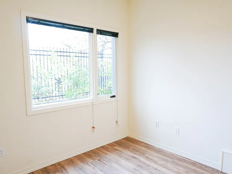 Goose Apartments — Photo 37