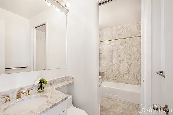 Rented by City Connections Realty | media 13