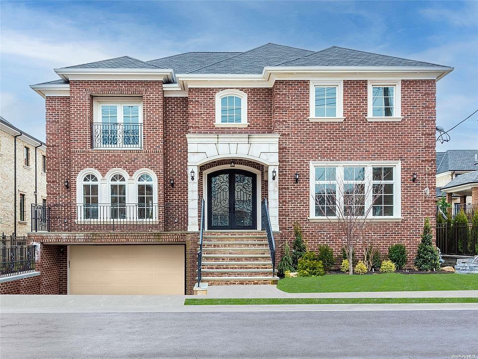 1st image of 150-12 Sullivan Drive