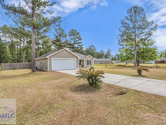 3rd image of 170 SE Cutters Gap