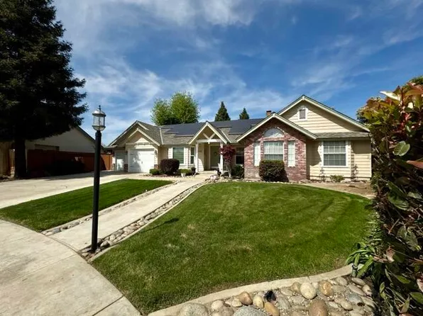 3112 W Orchard Avenue, Visalia, CA 93277