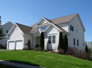 200 Cobblestone Cir, South Burlington, VT 05403