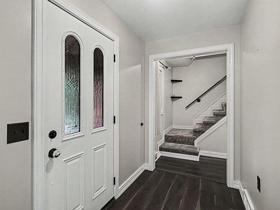 4th image of 4800 Arboretum Dr