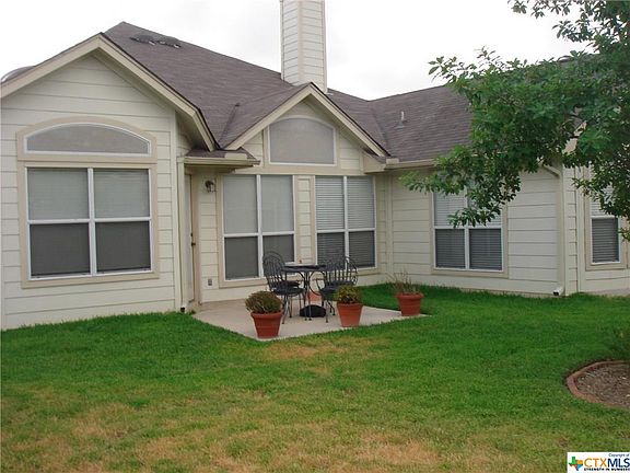 2nd image of 841 Fair Ln