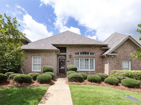 1752 Brookeview Ct, Auburn, AL 36830