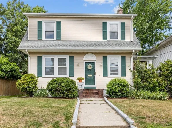 100 Paine Ave, Cranston, RI 02910