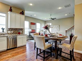 1102 Hackney St, Houston, TX 77023