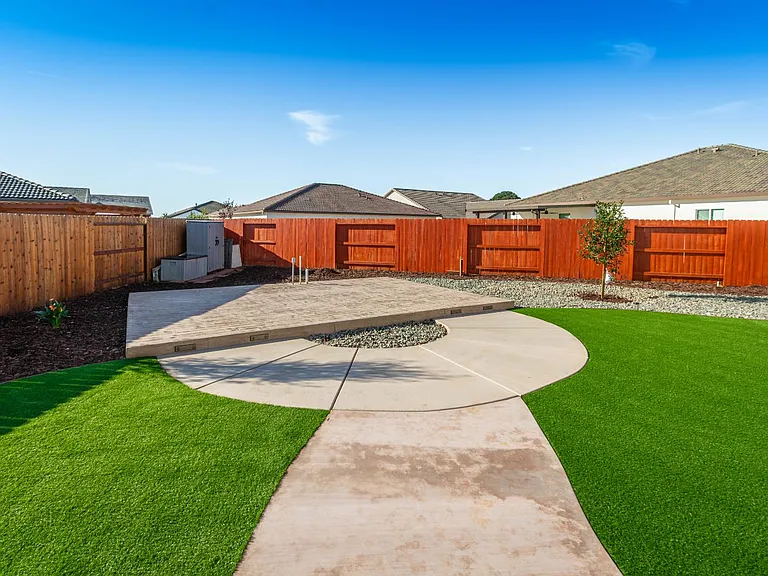8471 Tulip Ct — Photo 26