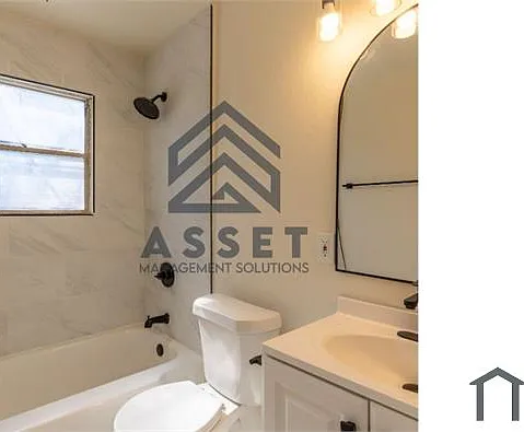 422 E Northrup Dr — Photo 4