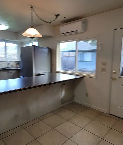 1217 Goucher St — Photo 5