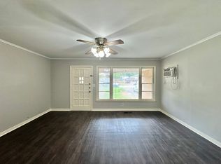 925 Meadow Ln, Tyler, TX 75702
