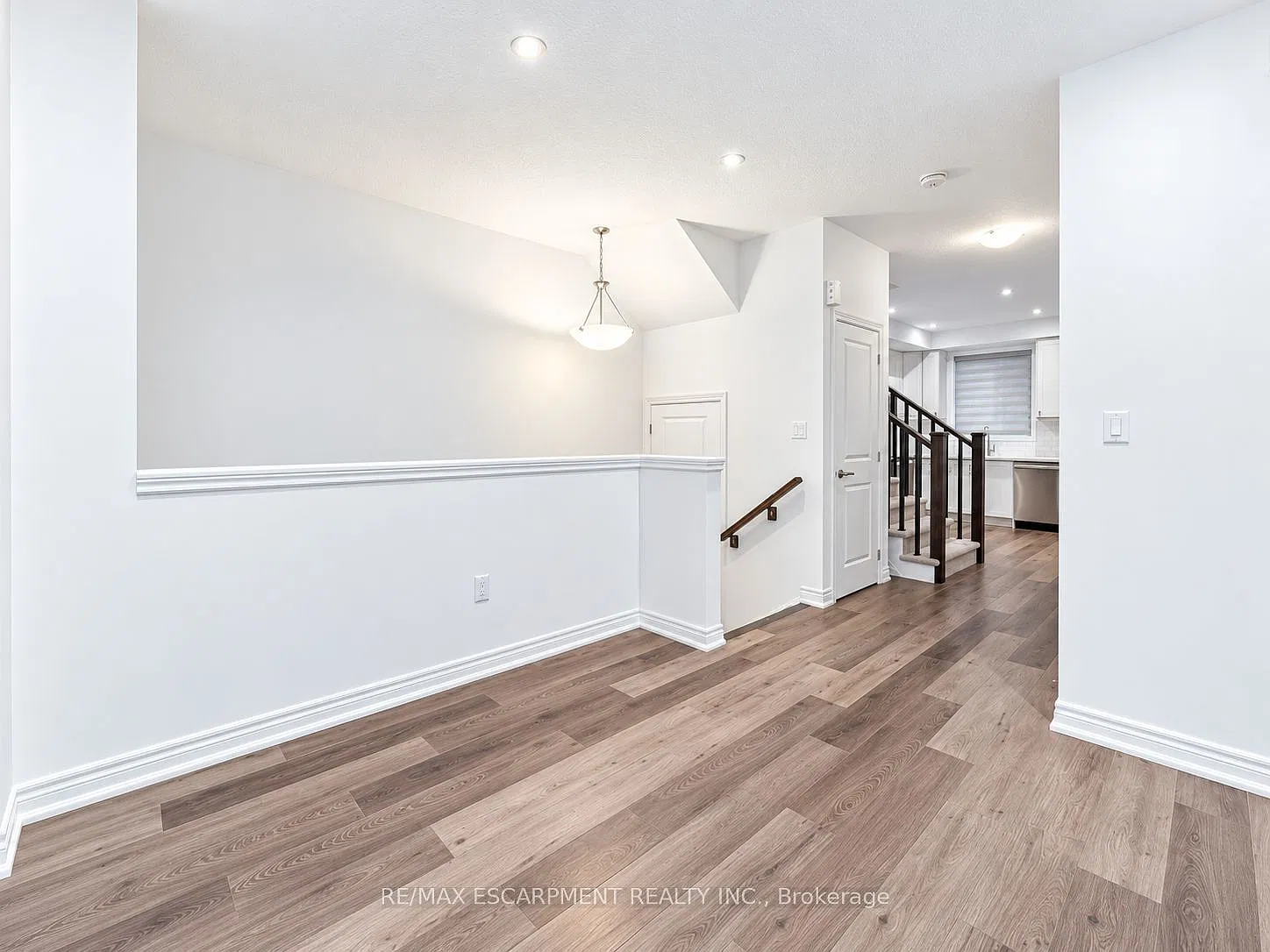 3 bed, $2,300 — Photo 3