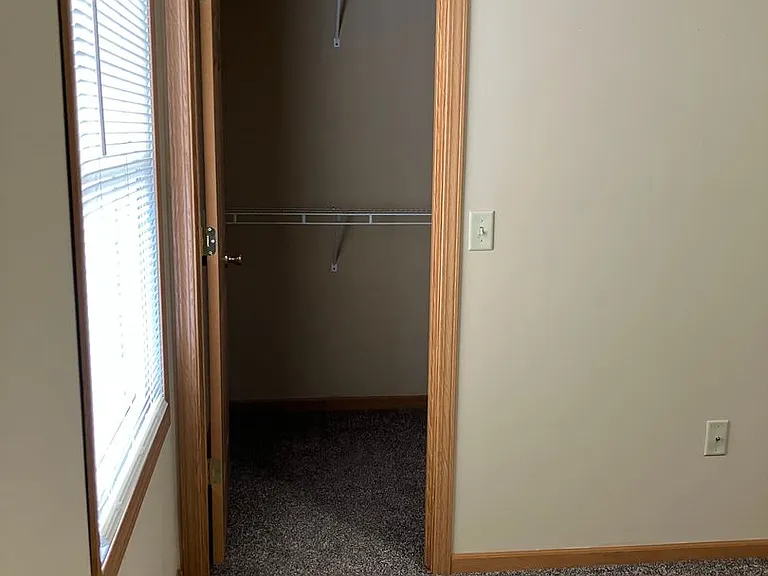 1046 Laurel Tree Ct #B — Photo 11