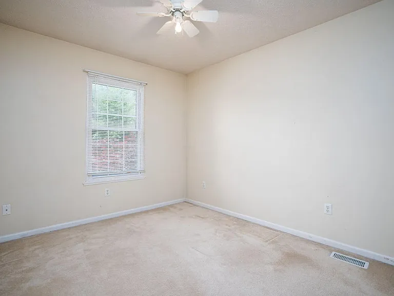 970 Ada Place Dr SE — Photo 13