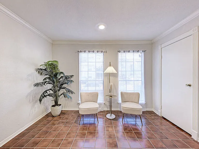 Magnolia Court Apartments — Photo 23