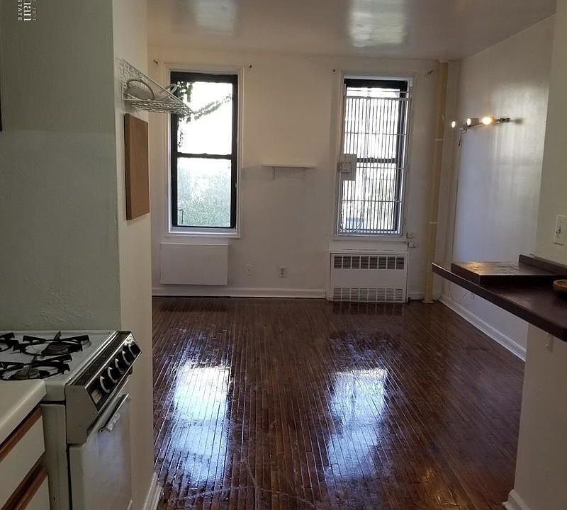 1st image of 513 E 5th St APT 2B