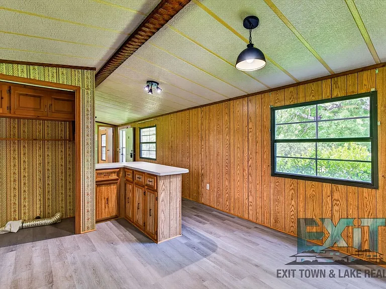 4734 Gasburg Rd — Photo 17