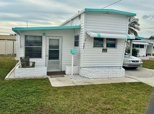 6103 S Tamiami Trl #27, Sarasota, FL 34231