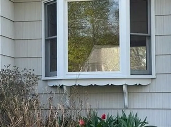 20 Williams Rd, North Grafton, MA 01536