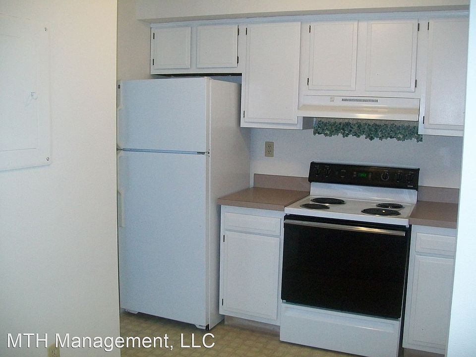 Charter Apartments 634 Morse St Ionia MI Zillow