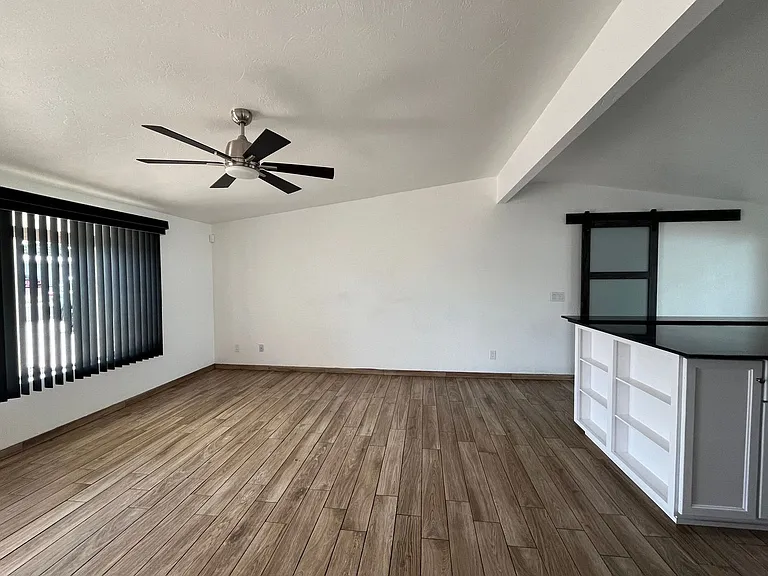 3633 N Mallard Cir — Photo 4