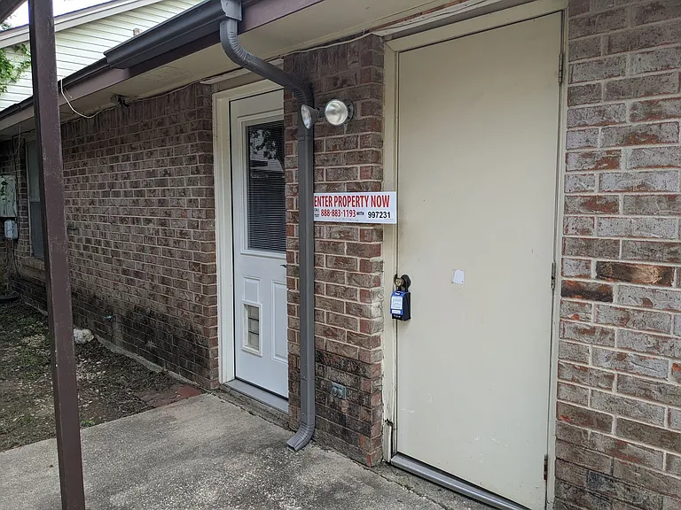 3013 Clover Ln — Photo 21