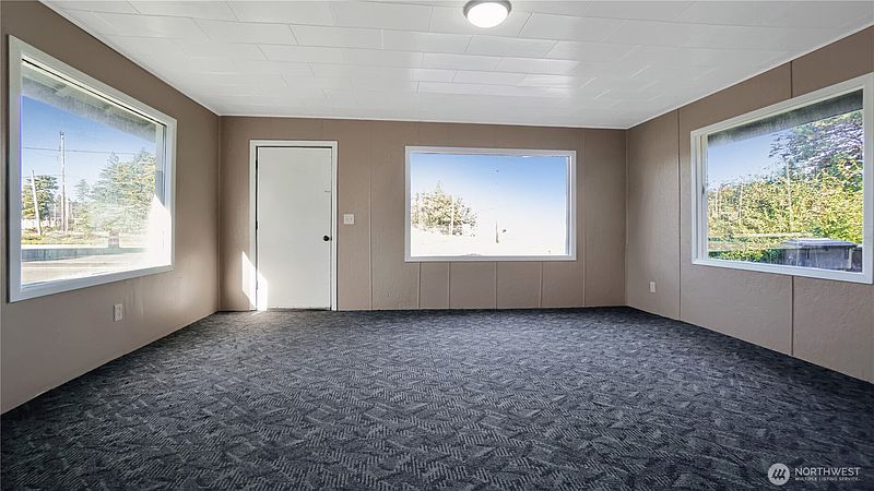4th image of 511 S West Boulevard