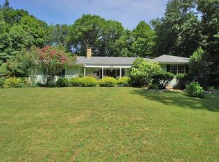 1 Old Mount Peter Rd, Warwick, NY 10990
