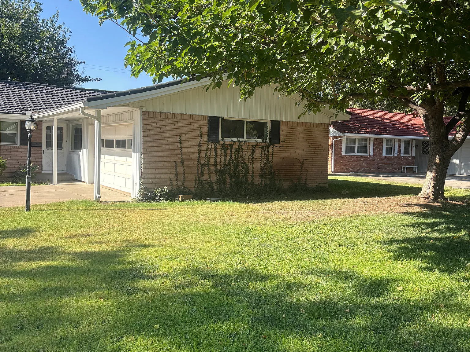 3 bed, 1824 sqft, $2,200 — Photo 4