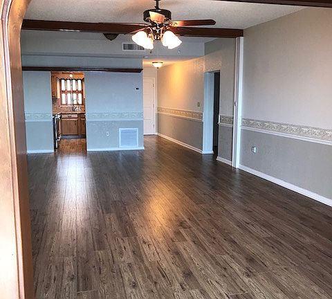 2nd image of 601 N McDonald St APT 603