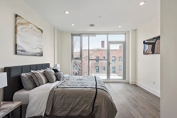 Sold by Nest Seekers International | media 5