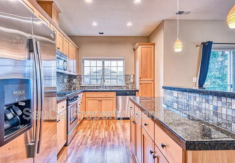 8712 NE Delamere Way — Photo 10