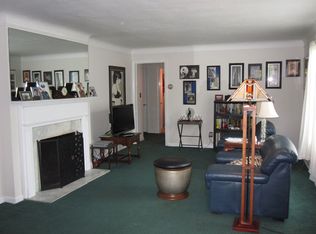 556 Cahoon Rd, Bay Village, OH 44140