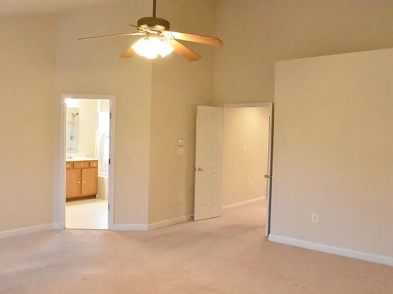 1310 Walker Dr — Photo 36