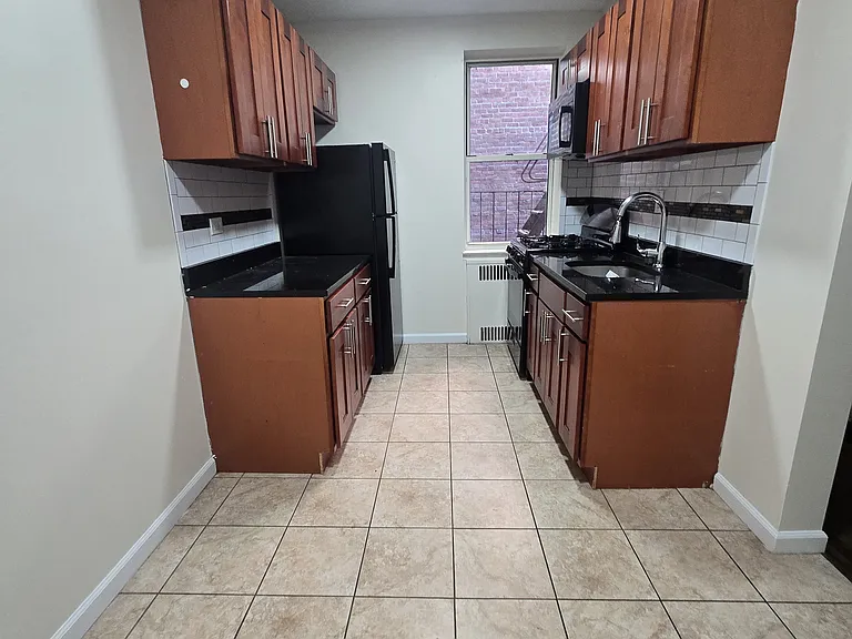 4331 Ithaca St #307 — Photo 5