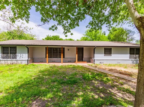 300 N Broadway St, Caldwell, TX 77836