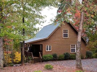 133 Rabbits Pl, Lake Lure, NC 28746